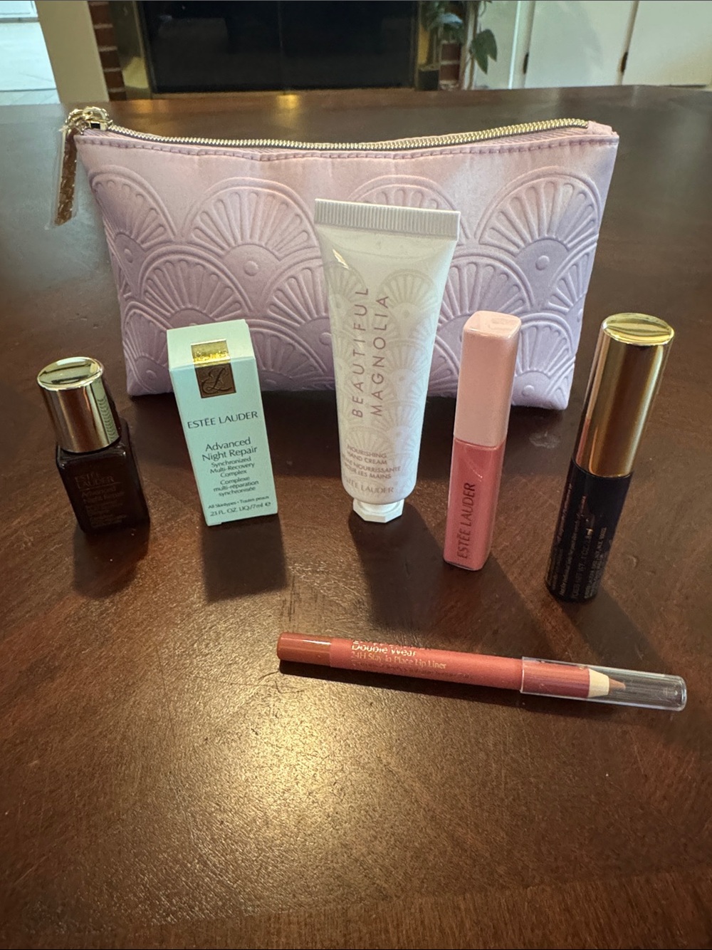 Estee Lauder Pink Makeup Bag & Mini Skincare & Lip Set- New